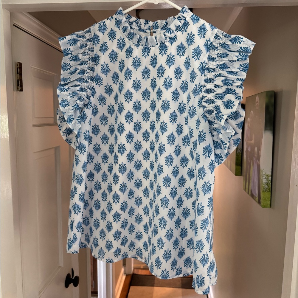 Elegant Blue and White Leaf Print Blouse